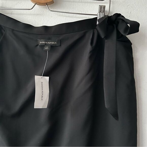 Banana republic Elegant Black Velvet Skirt - Picture 10 of 13